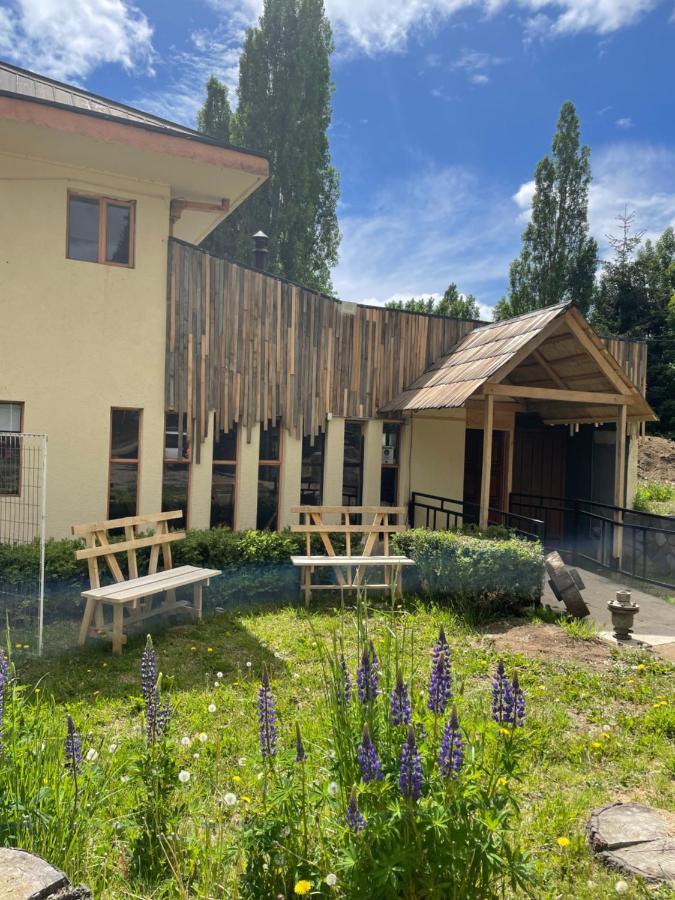 Hostel Aldea Patagonia Coyhaique Exterior foto